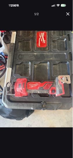 Milwaukee M18 cut out tool