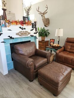 Bassett Furniture Genuine Leather Club Chair & Matching Ottoman Set