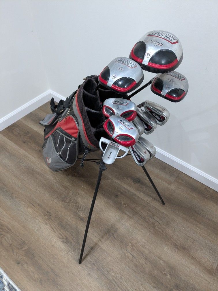 Left-Handed Golf Club Set