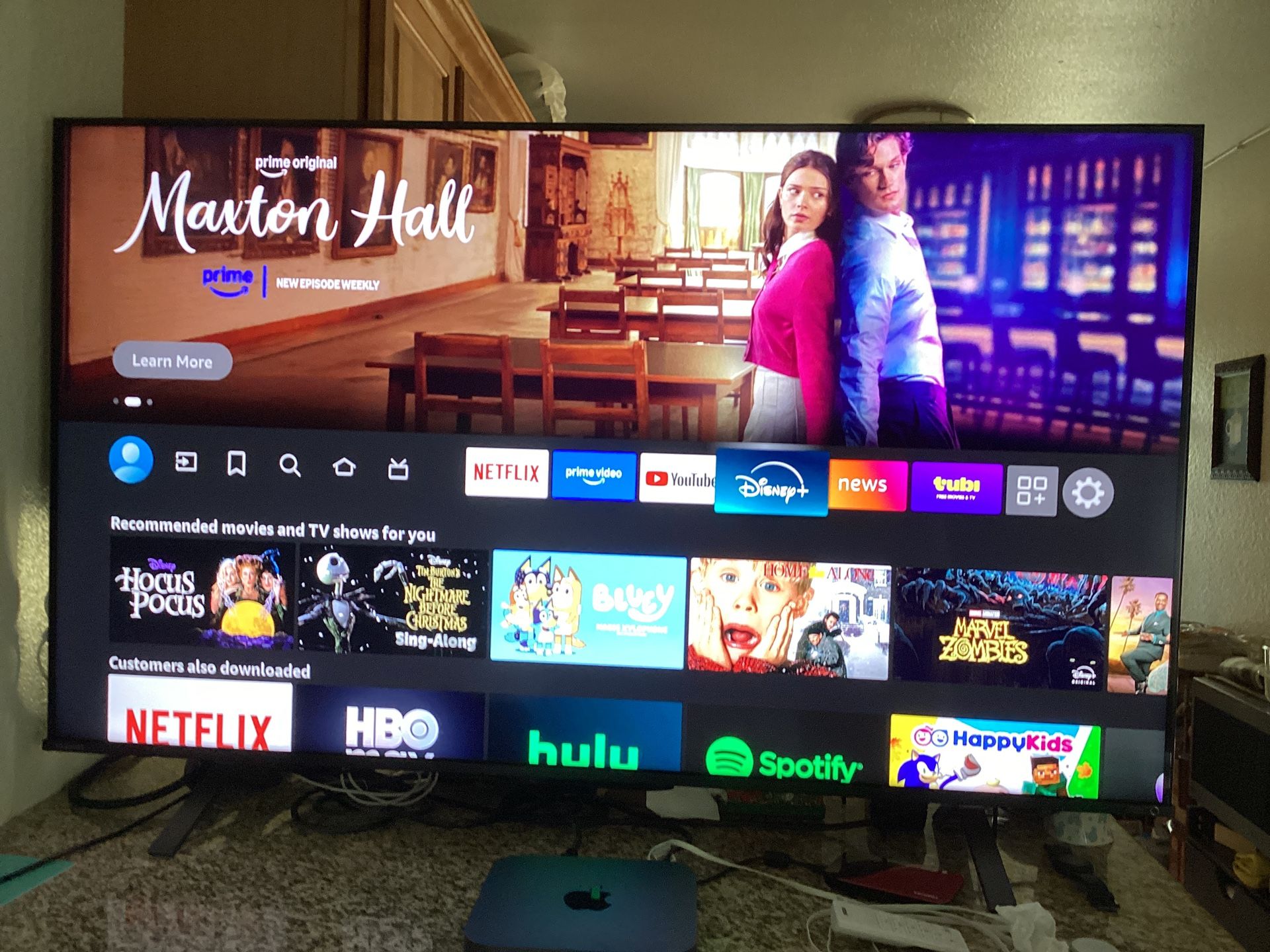 Toshiba Fire TV 550 Series 55”  With Alexa