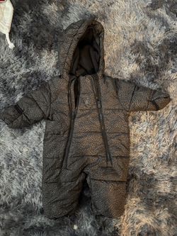 Jordan Baby Puffer Snowsuit with Hood 6-9 m