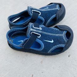 nike Sandals