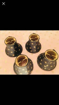 Set of 4 Adorable petite lamp shades (never used)