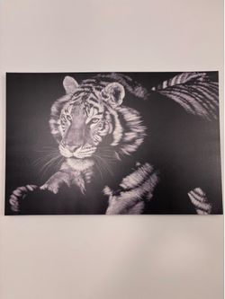 Silent Majesty – Tiger Canvas Wall Art (35.5” x 23.5”) | Large Black & White Wildlife Decor