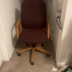 Delay Desk Chair