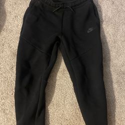 Nike; Black Nike Tech (BOYS not MENS)