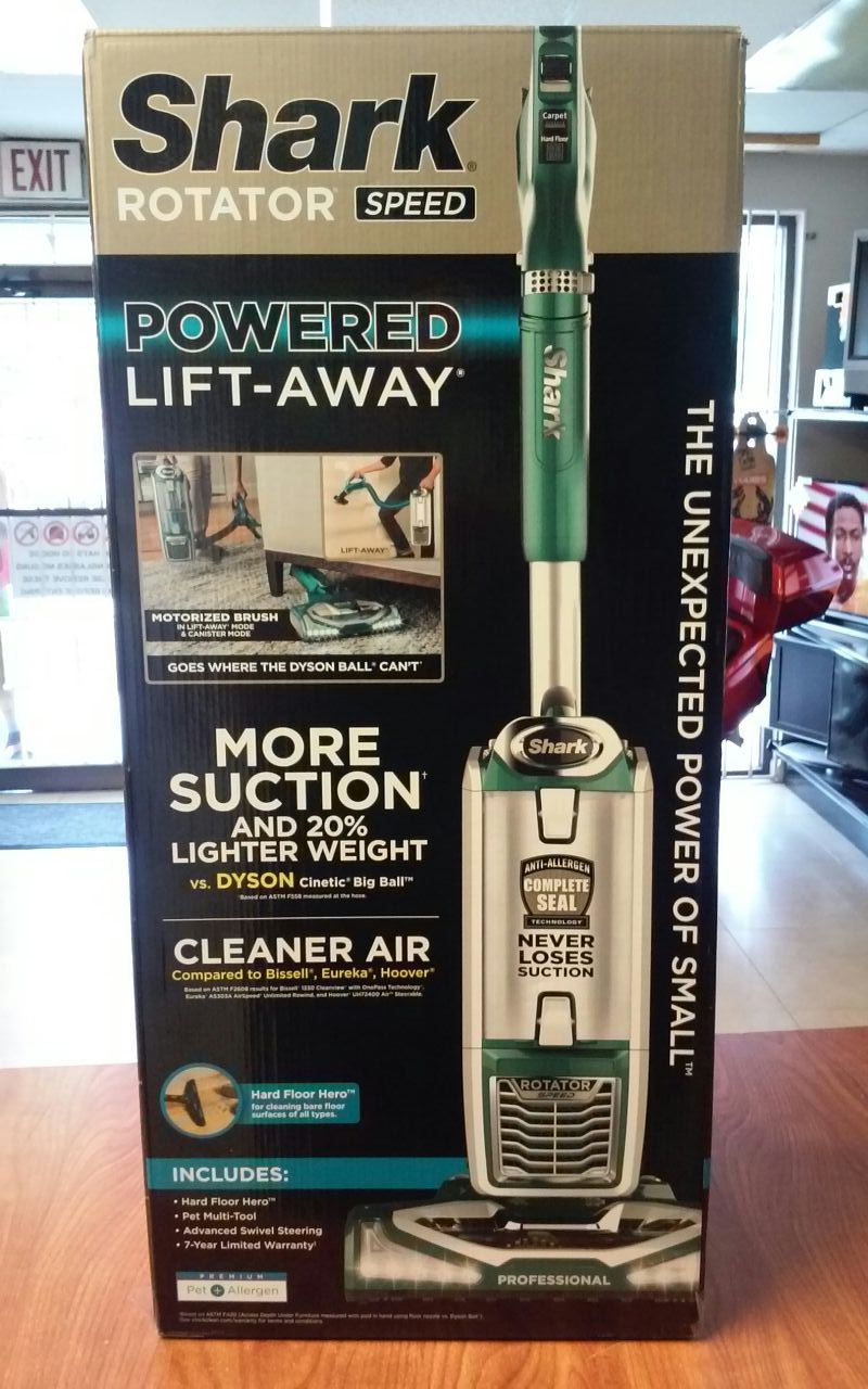 NEW SHARK ROTATOR POWERED LIFT-AWAY SPEED VACUUM NV680 N 40