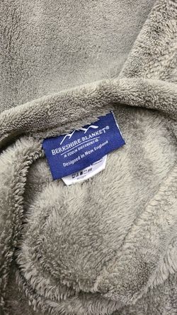 Beautiful green Berkshire throw blanket