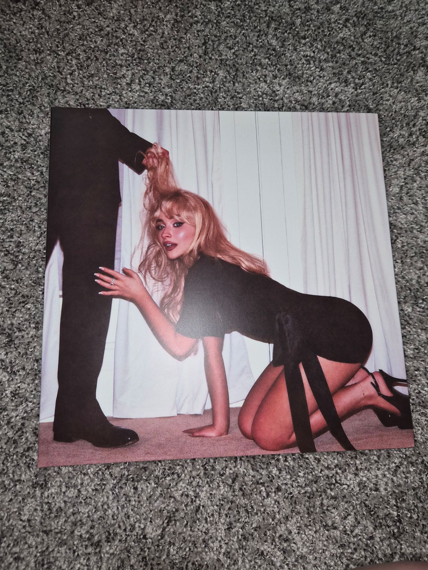 Sabrina Carpenter Vinyl signed insert