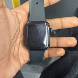 Apple Watch Series 8