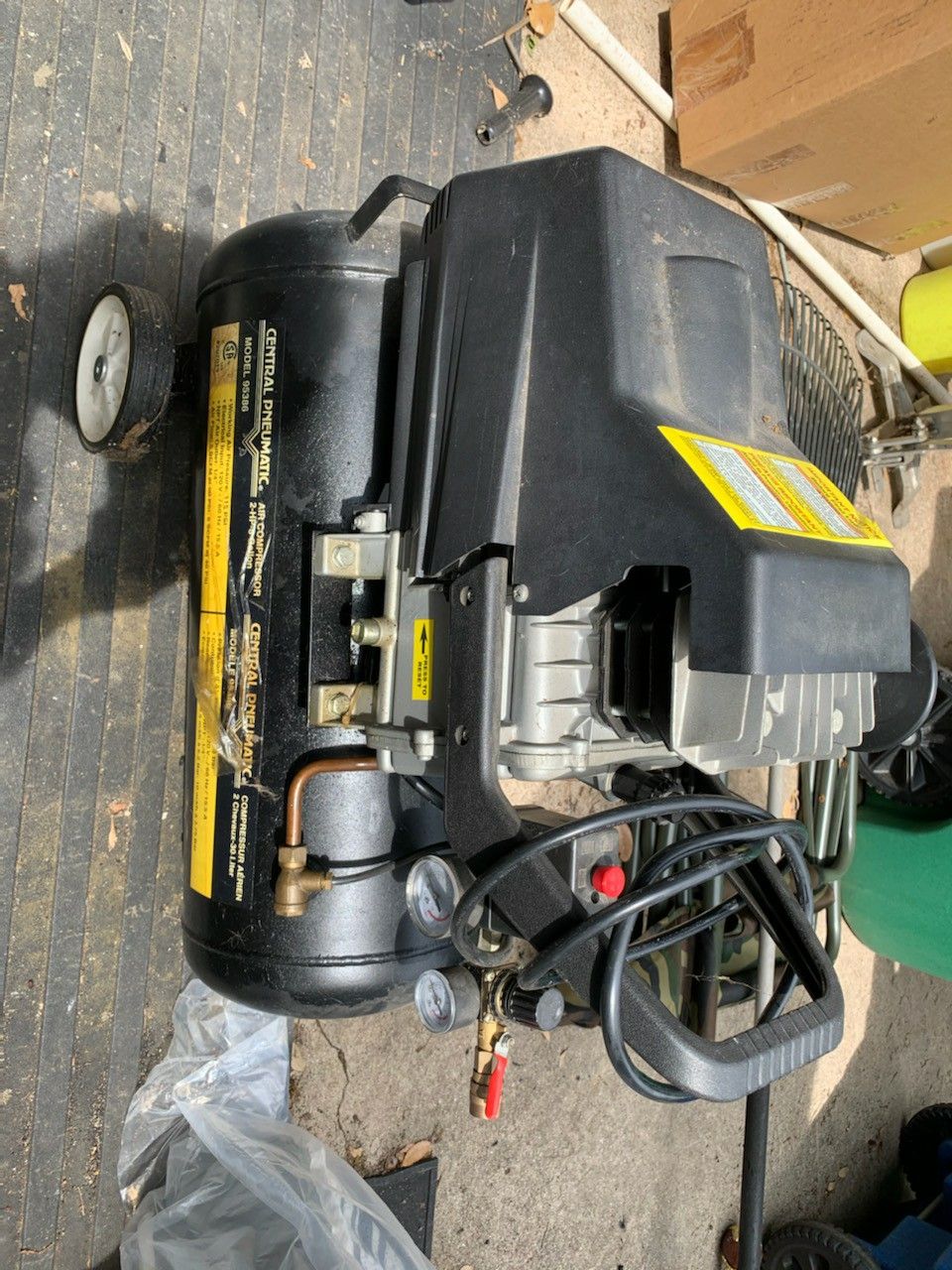 Air compressor