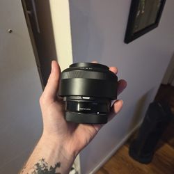 Sigma 30mm DC EF Canon Lens