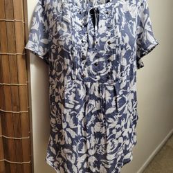 Woman's  Top