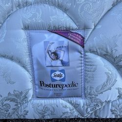 Furniture— King Size Mattress 