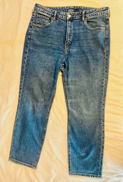 H&M vintage slim high-waist denim for women