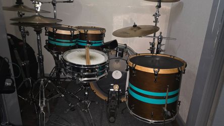 Dark Horse Custom Maple Drum Set (Shells Only)