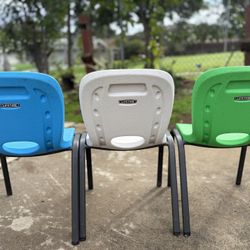 6 Children’s Stacking Chairs (Lifetime)