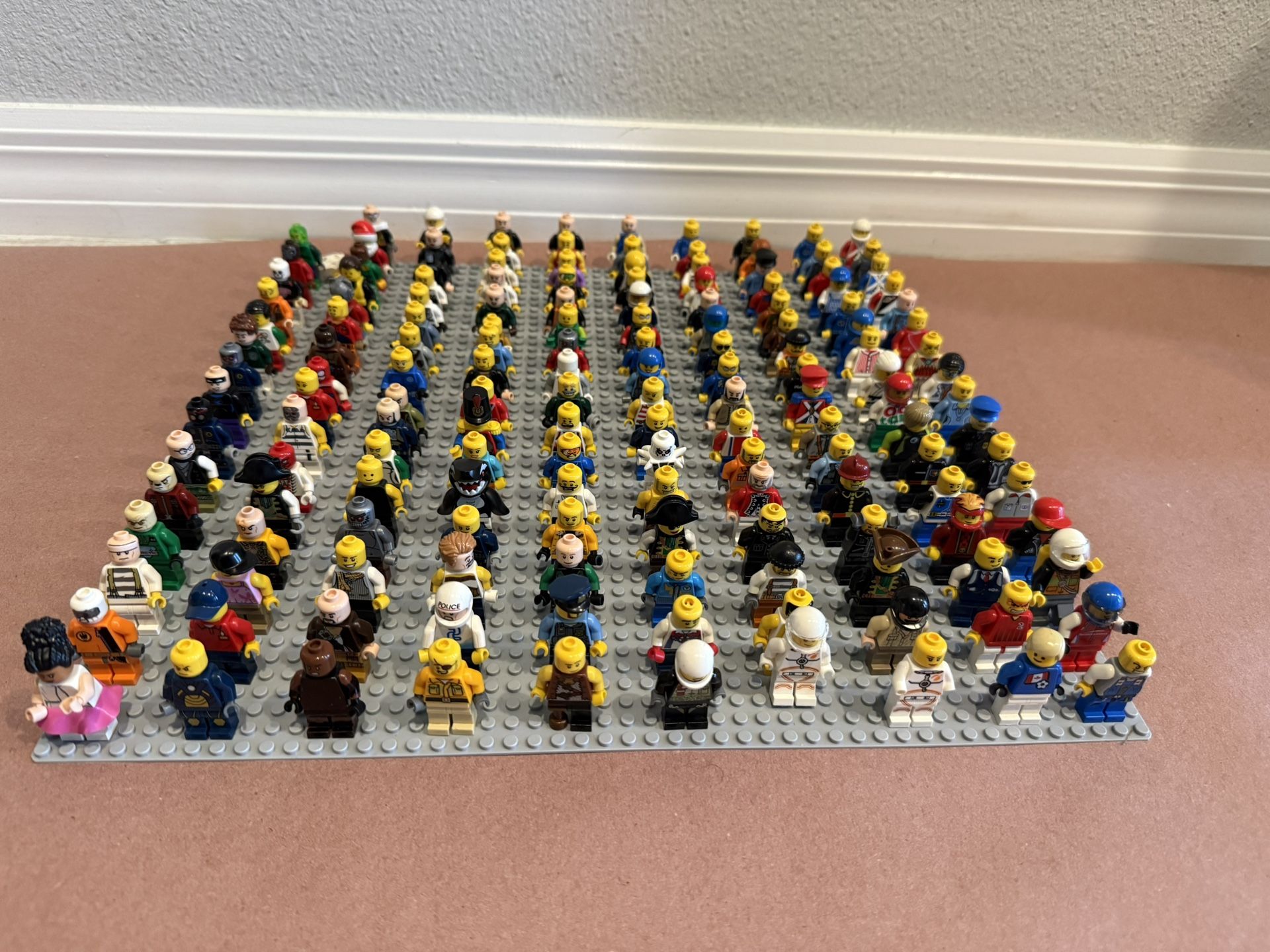 Lego - Packs Of Random Minifigs
