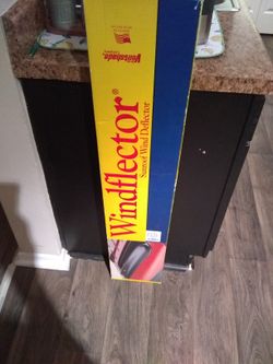 Brand New Sunroof/ moon roof wind deflector