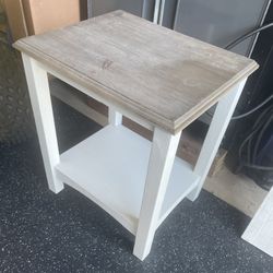 End Table Porch Pickup