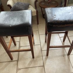 4 Bar Stools