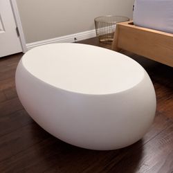 West Elm Pebble Indoor/Outdoor Oval Coffee Table 