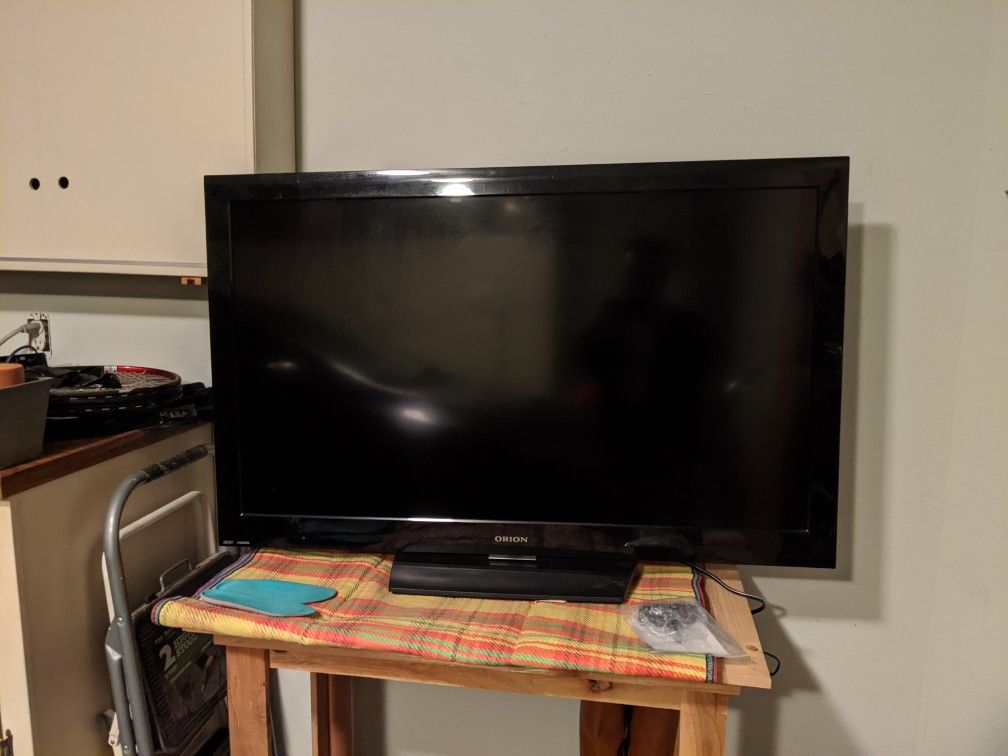 Orion 46" LED TV in great condition!