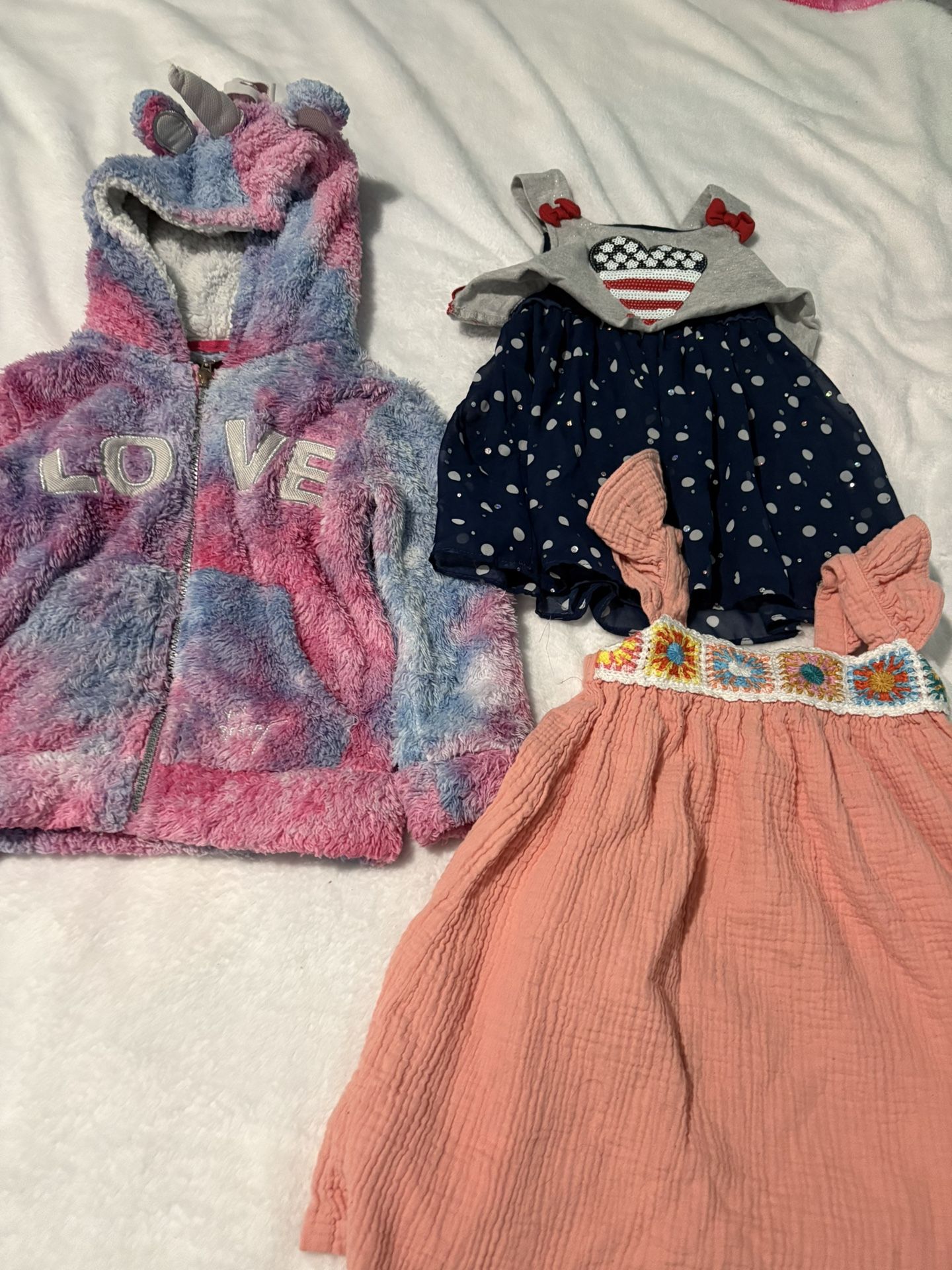 Girls clothes bundle - Unicorn hoodie, dresses size 3t lot