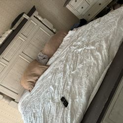 King Frame Matching Dresser 