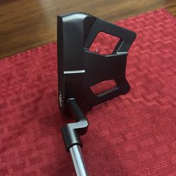 Scotty Cameron 9.2R Black