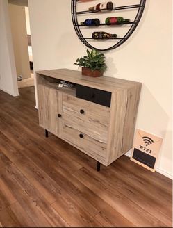 Credenza