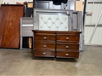 Dresser $150