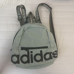 adidas mini backpack (BRAND NEW)