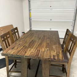 Table For Sale With 4 Chairs
