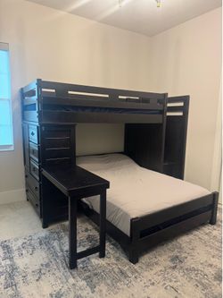 Twin / Full step loft with desk and storage drawers / loft chest