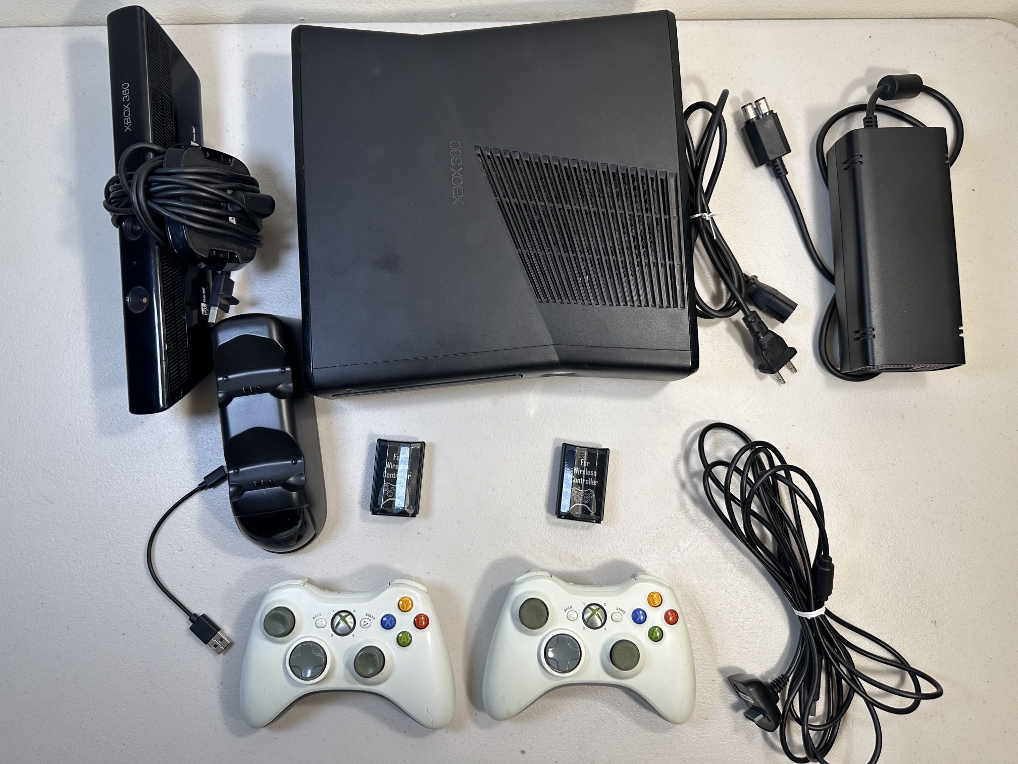 Xbox 360 Slim 320 GB