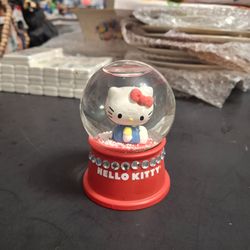 Hello Kitty Mini Snow Globe With Red Base By Sanrio 3.75"H Mint Condition-Collectible