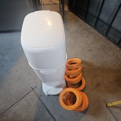 Diaper Genie With 8 Refills