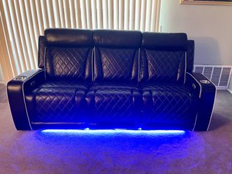 Black leather Sofa with Power Reclining Seats