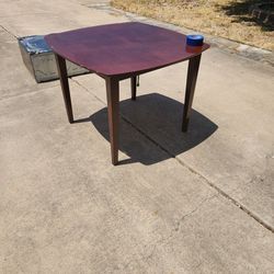 Square Mahogany Wooden Dining Table