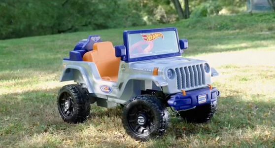 NEW Power Wheels Hot Wheels Jeep Wrangler Toddler Ride-On W/ Driving Sounds, Multi Terrain Traction !
