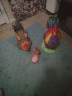 Chicken decor.