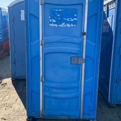 Used Porta Potty 