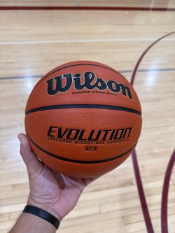 Wilson evolution ball size 5