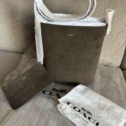 Coach Bleecker Bucket Bag