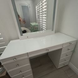 Makeup Vanity 