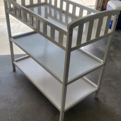 Changing Table/organizer 