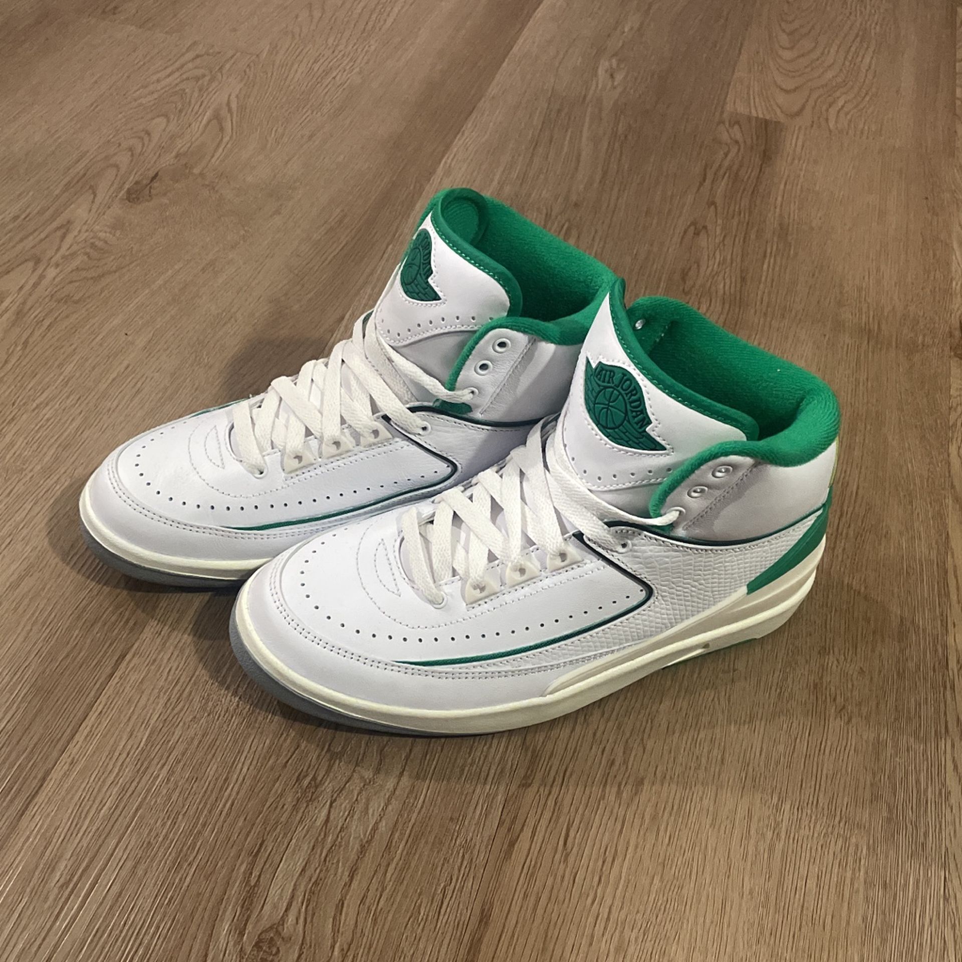 Air Jordan Retro Lucky Green