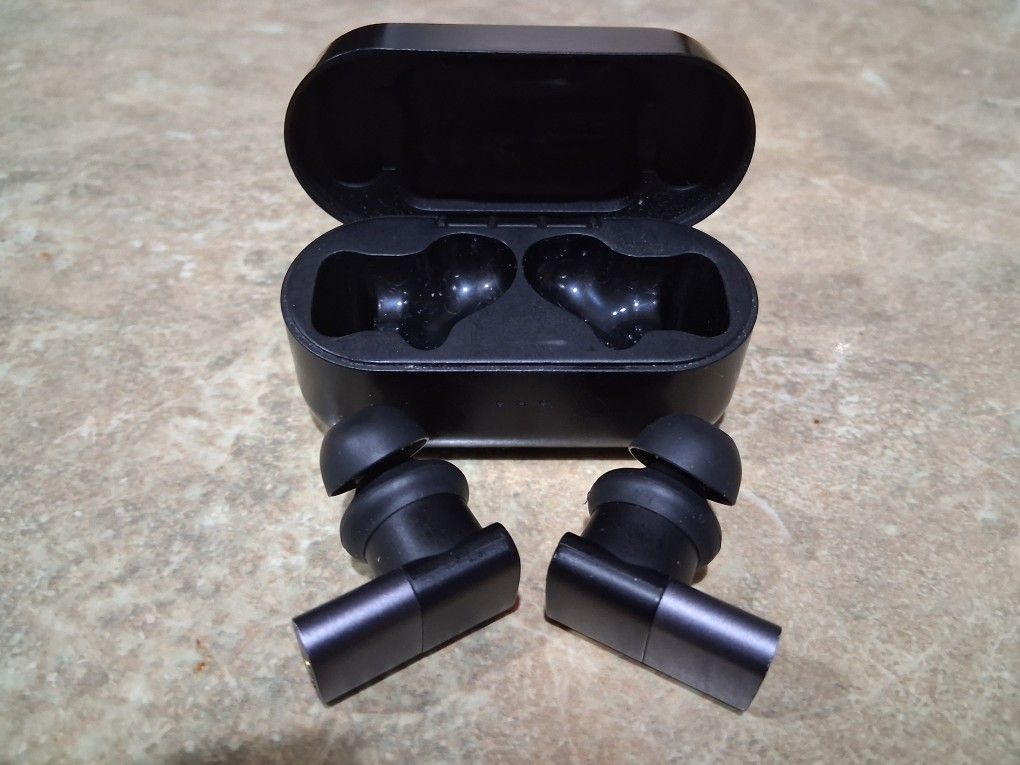 STATUS AUDIO Between 3ANC Wireless Earbuds