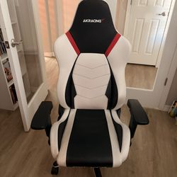 AKRACING Arctica Gaming Chair